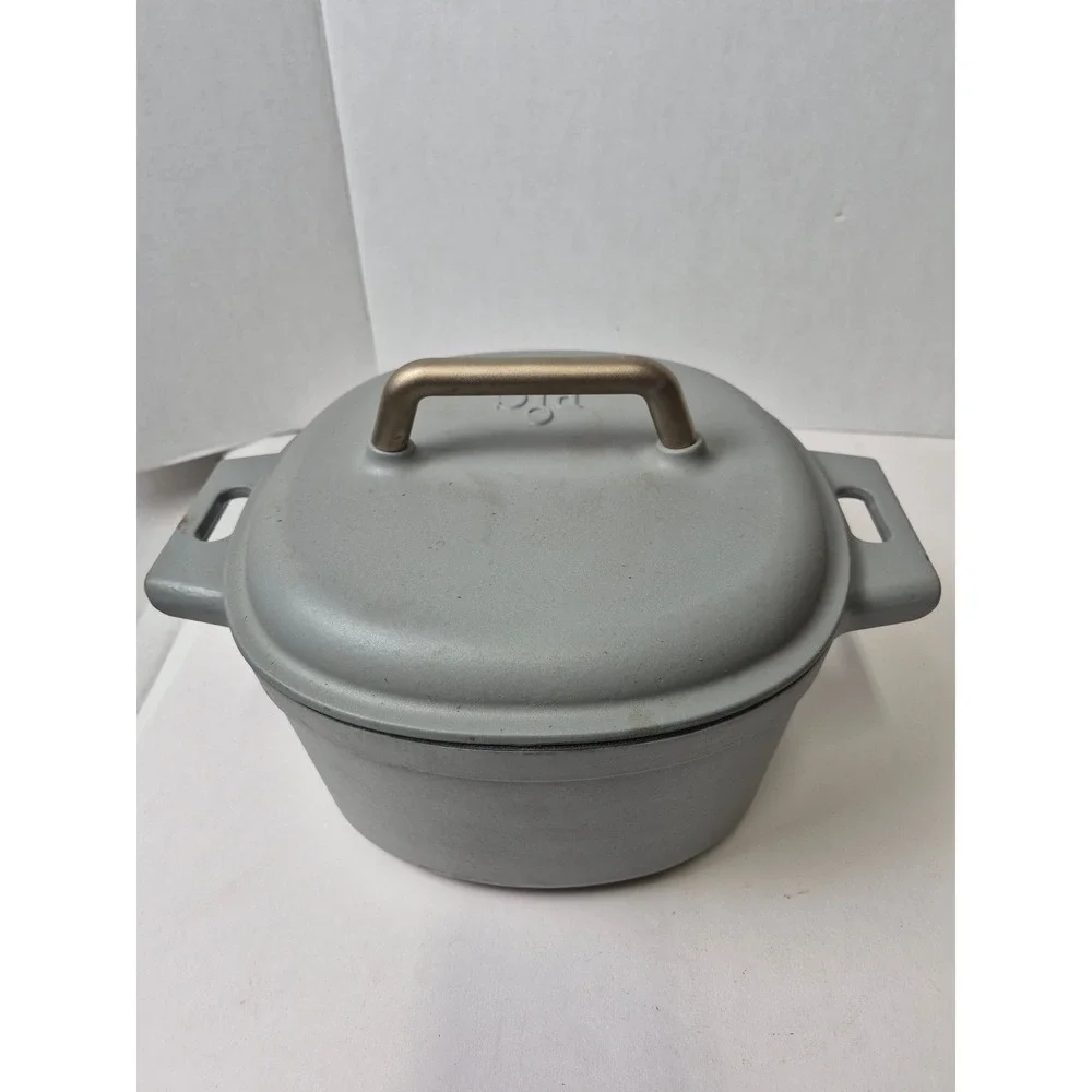 Pampered Chef Gray Enameled Cast Iron Dutch Oven Pot with Lid Gold Handle 2qt
